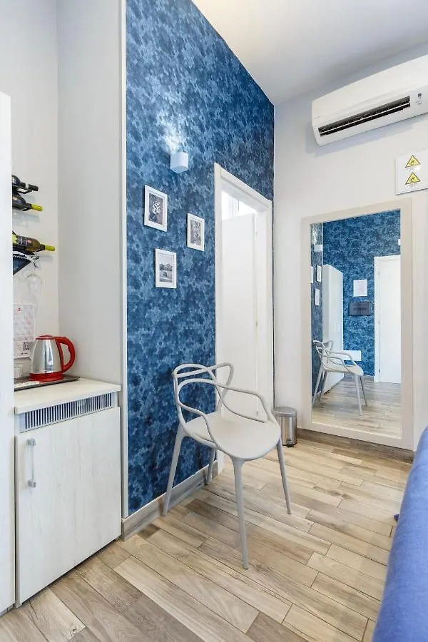 Scaramantico Rooms Неаполь