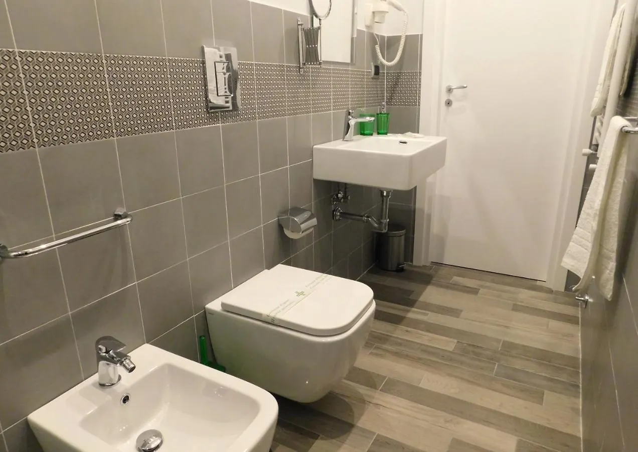 Scaramantico Rooms Неаполь Италия