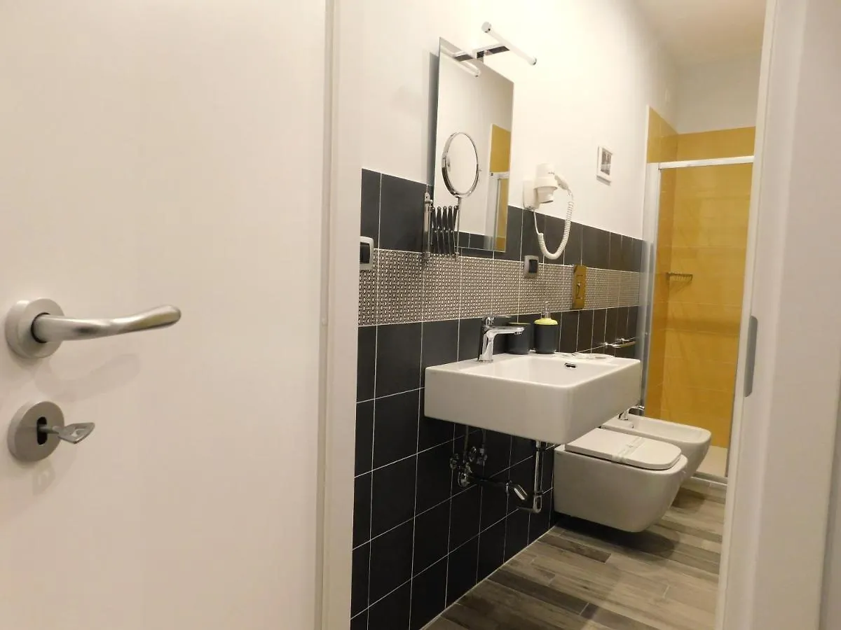 Scaramantico Rooms Неаполь