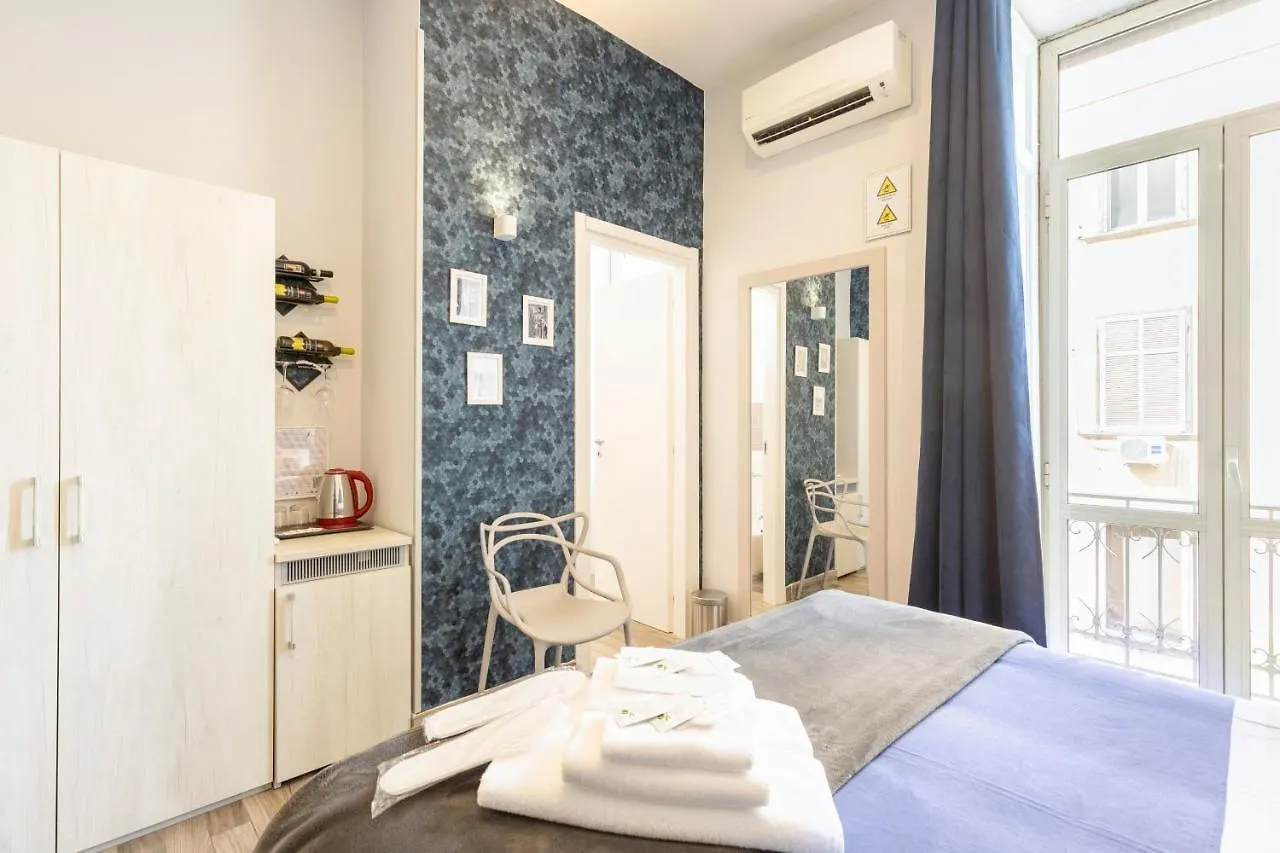 ** Guest house Scaramantico Rooms Naples Italy