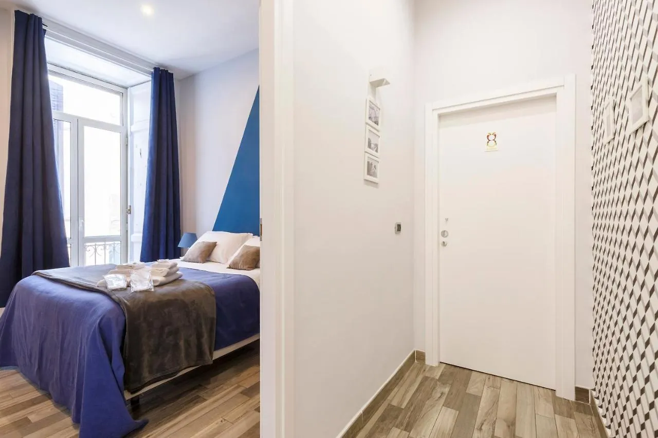 Scaramantico Rooms Naples 2*,  Italy