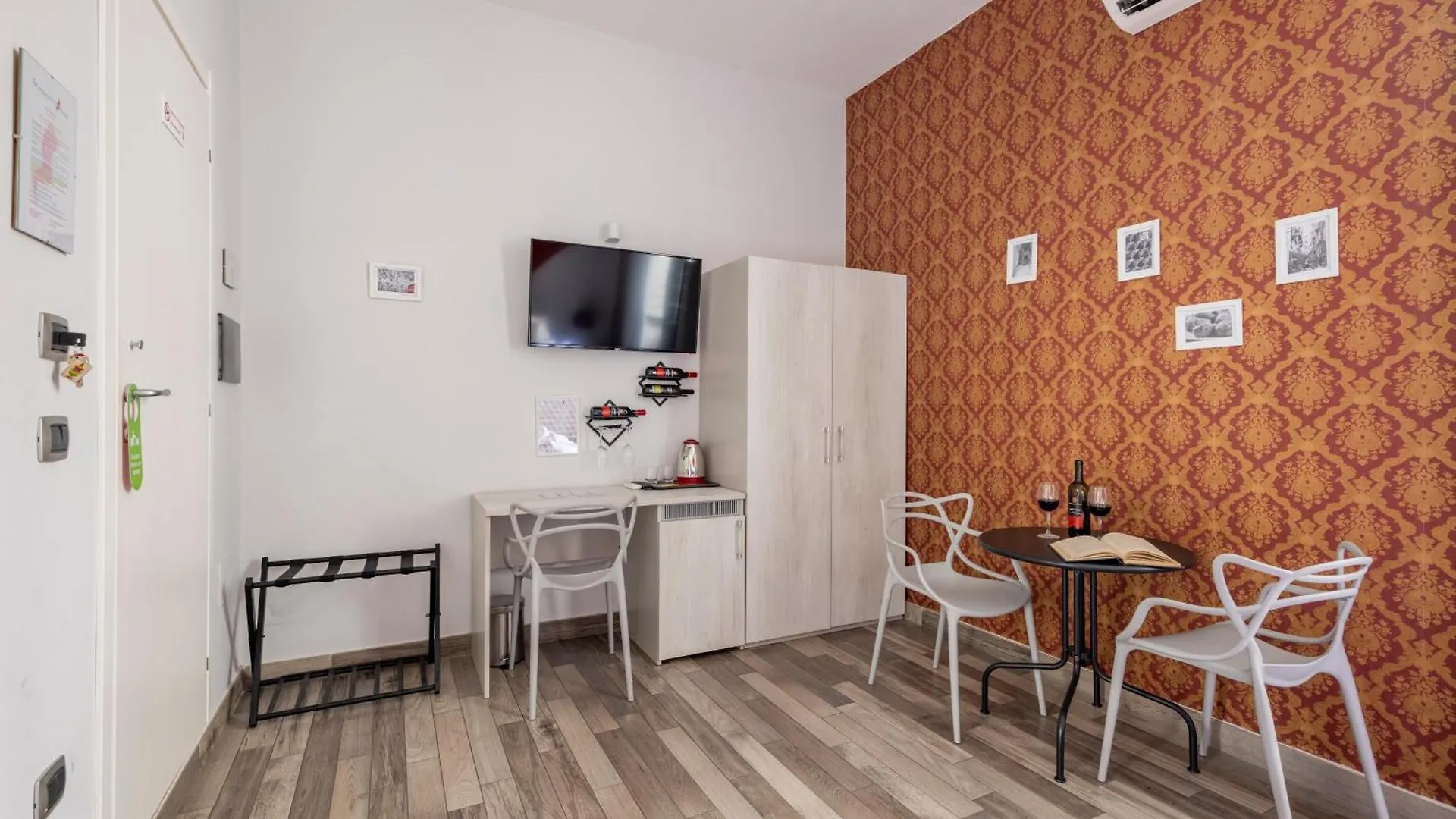 Scaramantico Rooms Naples Guest house